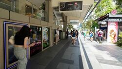 Lucky Plaza (D9), Shop House #628803451
